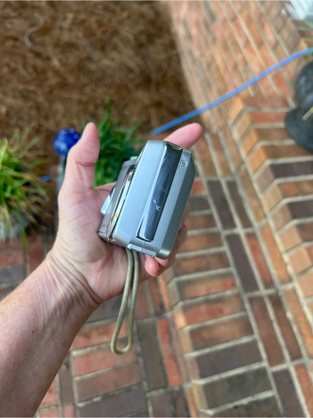Sony Cyber-shot DSC-S90 digital camera. And Samsonite case